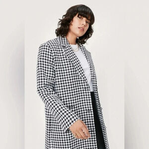 Nasty Gal  houndstooth coat size 10